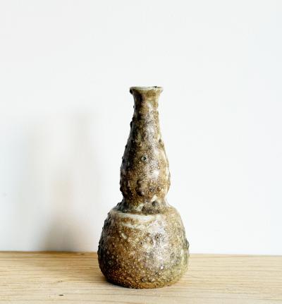 PETITE CERAMIC VASE