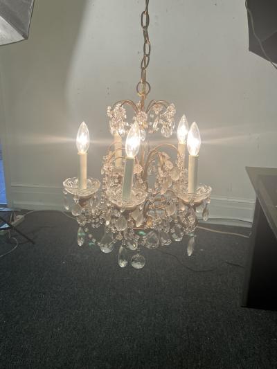 PETITE ITALIAN BRASS AND GLASS CRYSTAL FIVE LIGHT CHANDELIER