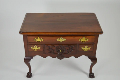 PHILADELPHIA DRESSING TABLE INV 0327 