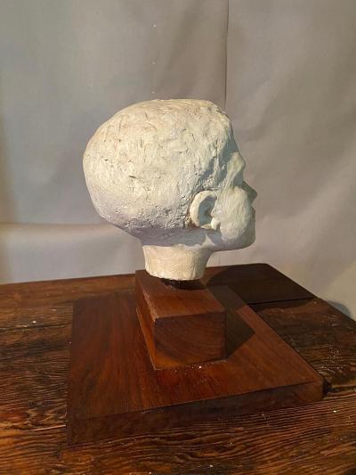 PLASTER SCULPTURE BUST OF YOUNG BOY
