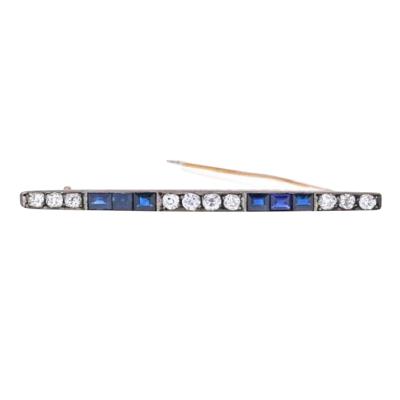 PLATINUM 18K YELLOW GOLD OLD MINE AND VINTAGE SAPPHIRE DIAMOND BAR BROOCH