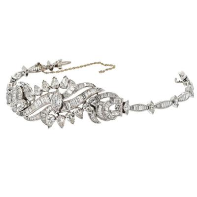PLATINUM 25 CARAT CIRCA 1950S DIAMOND BRACELET