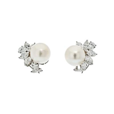 PLATINUM PEARL AND 6 CARATS DIAMOND ESTATE EARRINGS