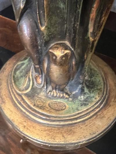 POMPEIAN BRONZE COMPANY ART DECO ENTWINED LOVERS UNDER CRESCENT MOON WITH OWL LAMP