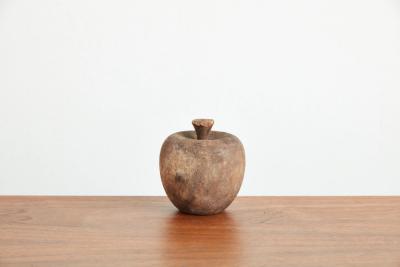 PRIMITIVE PETITE APPLE MOLD