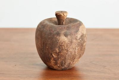 PRIMITIVE PETITE APPLE MOLD