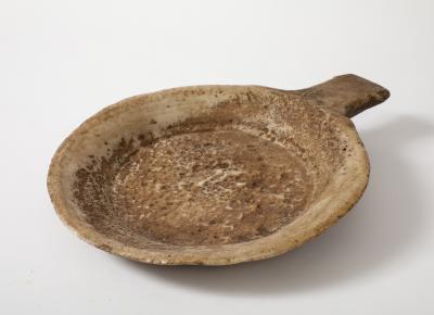 PRIMITIVE PLATE WITH HANDLE