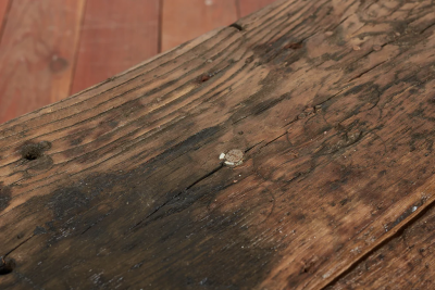 PRIMITIVE WOOD BENCH