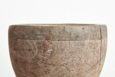 PRIMITIVE WOOD MOLD