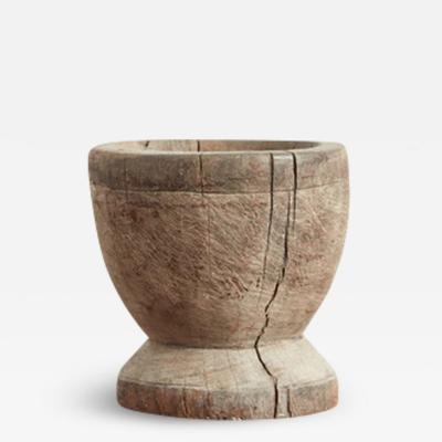 PRIMITIVE WOOD MOLD