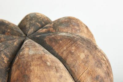 PRIMITIVE WOOD MOLD