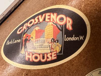 PRISTINE 1930S LUGGAGE WITH PERIOD TRAVEL STICKERS