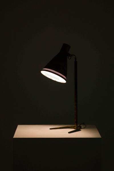 Paavo Tynell Early Table Lamp in Brass and Leather by Paavo Tynell 1950s