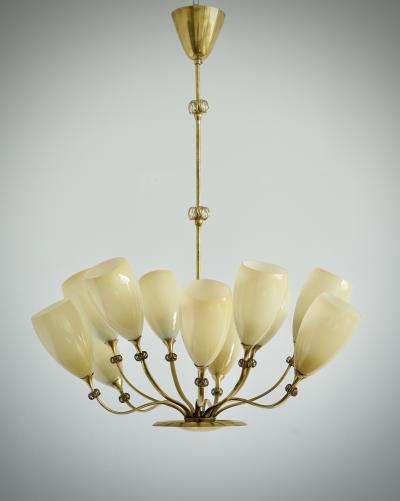 Paavo Tynell Large 12 lights Chandelier by Paavo Tynell for Idman 
