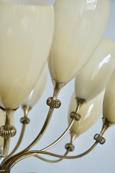 Paavo Tynell Large 12 lights Chandelier by Paavo Tynell for Idman 