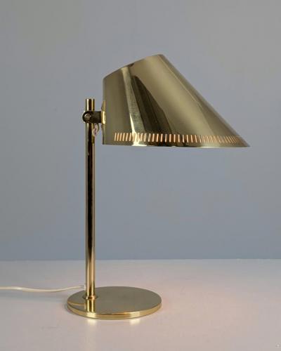 Paavo Tynell Paavo Tynell Adjustable Table Lamp Model 9227 in Full Brass Taito 1950s