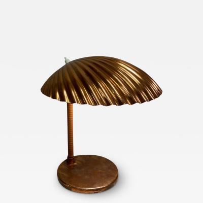 Paavo Tynell Paavo Tynell Copper Sea Shell Table Lamp Model 5321 Taito Oy 1940s