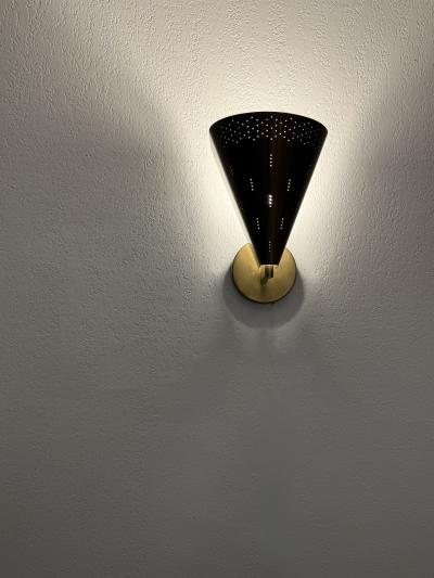 Paavo Tynell Paavo Tynell Pair of Model K8 11 Brass Wall Lamps for Taito 1950s