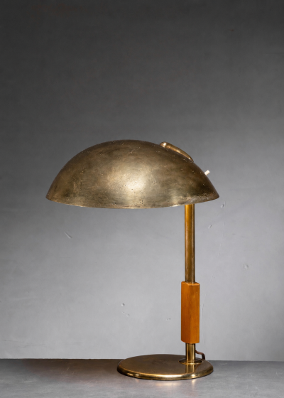 Paavo Tynell Paavo Tynell table lamp for Taito