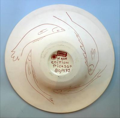 Pablo Picasso Trois poissons sur fond gris A R 396 