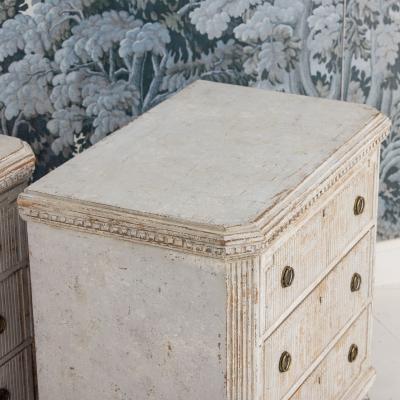 Pair 19th c Swedish Gustavian Painted Bedside Commodes with Reeded Drawers