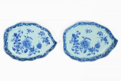 Pair Chinese Export Blue and White Qianlong Leaf Shaped Dishes
