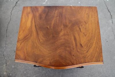Pair Chippendale Style Walnut Burr Nightstands Lamp Tables