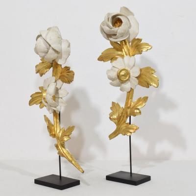 Pair Italian 18 19th Century Hand Carved Giltwood Floral Ornaments