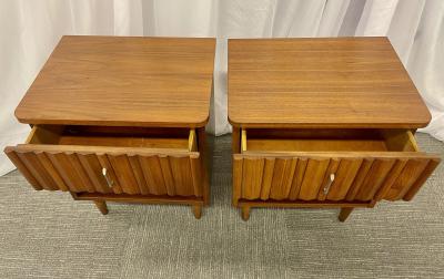 Pair Mid Century Open Nightstands Side End Tables American Walnut 1960s