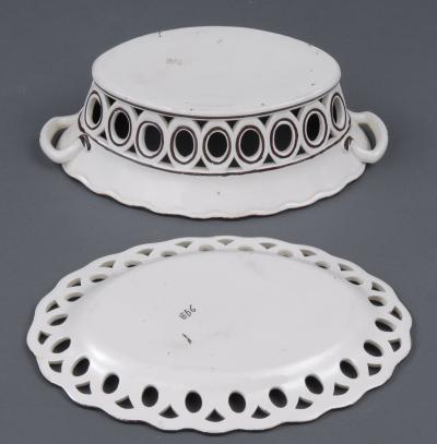 Pair Spode Chestnut Baskets Circa 1820