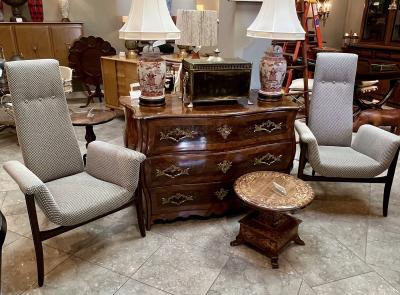 Pair Vintage 1960s Tripod Lounge Chairs with Flared Arms