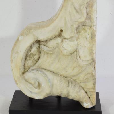 Pair of 17th 18th Century Italian White Marble Baroque Ornaments