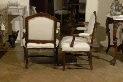 Pair of 18th Century Walnut Arm Chairs from Rhone Valley