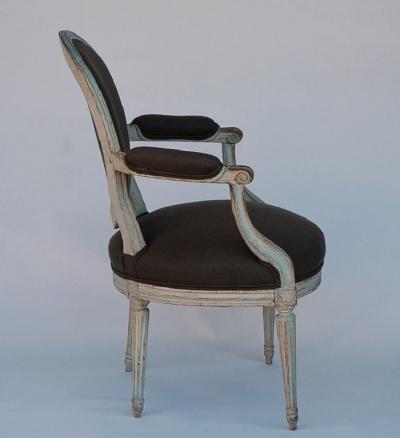 Pair of 18th century period Louis XVI whitewashed medaillon armchairs