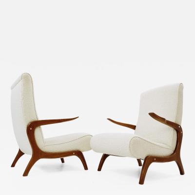 Pair of 1960s Armchairs in White Bouclette