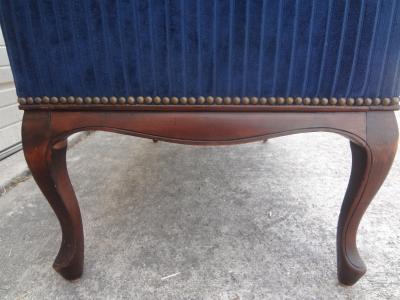 Pair of 19th Century French Louis XV XVI Style Walnut Marquise