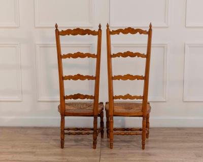 Pair of 19th Century French Proven al Nurse s Chairs in Beechwood