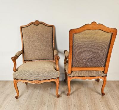 Pair of 19th Century Italian Carved Wooden Chairs in Transitional Style