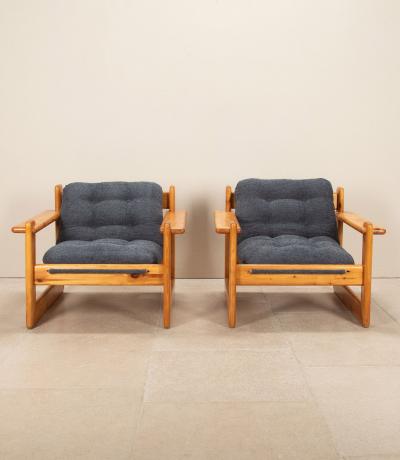 Pair of 20th Century Italian Armchairs