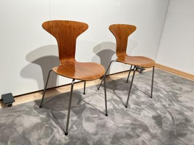 Pair of 3105 Mosquito Chairs by Arne Jacobsen F Hansen Teak Denmark 1950s