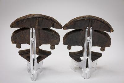 Pair of African Gabon Late 20th Century Hand Carved Wood Copper Kota Mahongwe