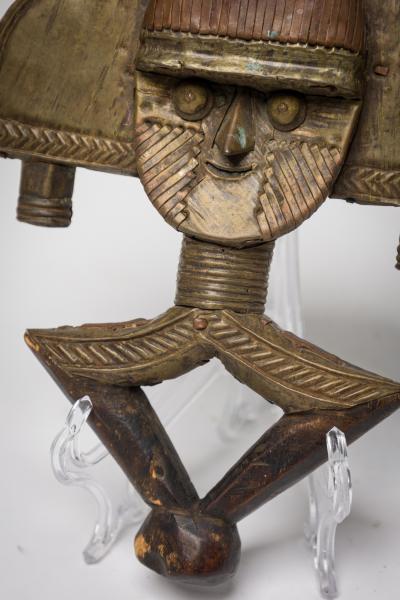 Pair of African Gabon Late 20th Century Hand Carved Wood Copper Kota Mahongwe