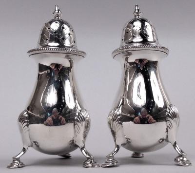 Pair of American Edwardian Classical Sterling Silver Pepper Shakers