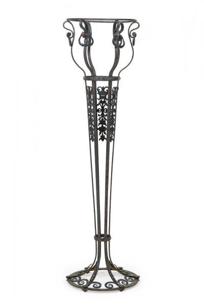 Pair of American Victorian Style Wrought Iron Outdoor Planters Flower Stands