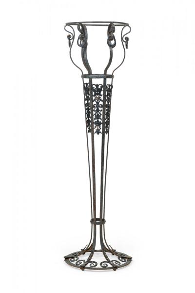 Pair of American Victorian Style Wrought Iron Outdoor Planters Flower Stands