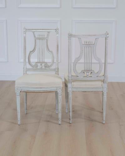 Pair of Antique French Neoclassical Painted Chairs in Antique Linen