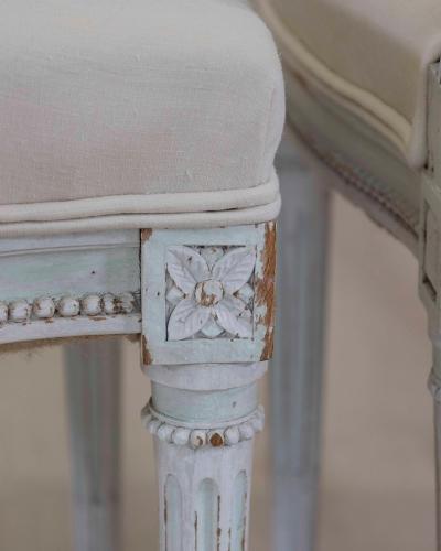 Pair of Antique French Neoclassical Painted Chairs in Antique Linen
