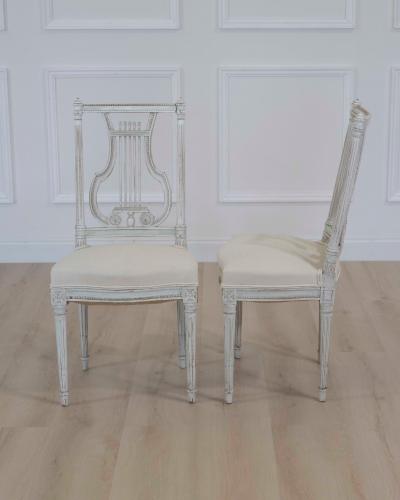 Pair of Antique French Neoclassical Painted Chairs in Antique Linen