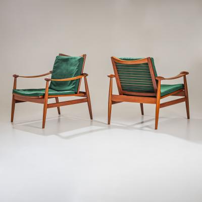 Pair of Armchairs Model 133 by Finn Juhl for France Son Denmark