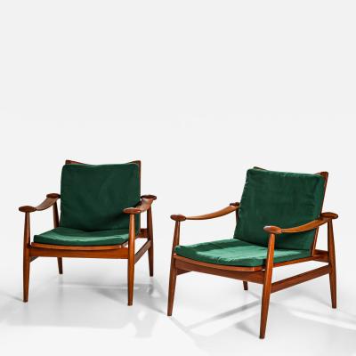 Pair of Armchairs Model 133 by Finn Juhl for France Son Denmark